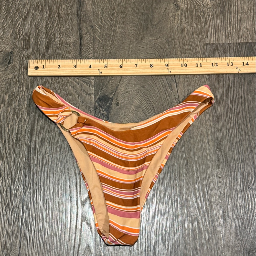 Princess Polly Layla Bikini - Picture 4 of 9